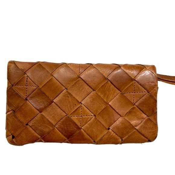 VILENCA HOLLAND Handbags - Brown Woven Leather Wallet with Zipper Closure